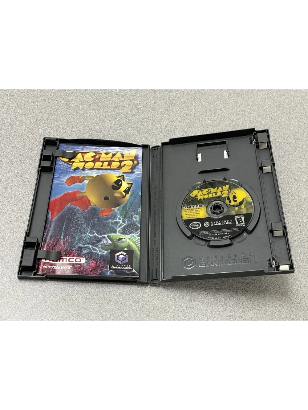 Pac-Man World 2 (Nintendo GameCube, 2002) Complete Manual Very Clean Disc TESTED